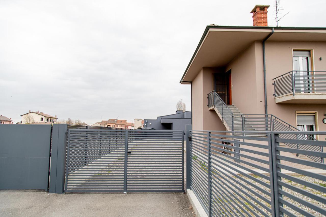 Tre Re - Spazioso Appartamento Con Parcheggio Cava Manara Екстериор снимка